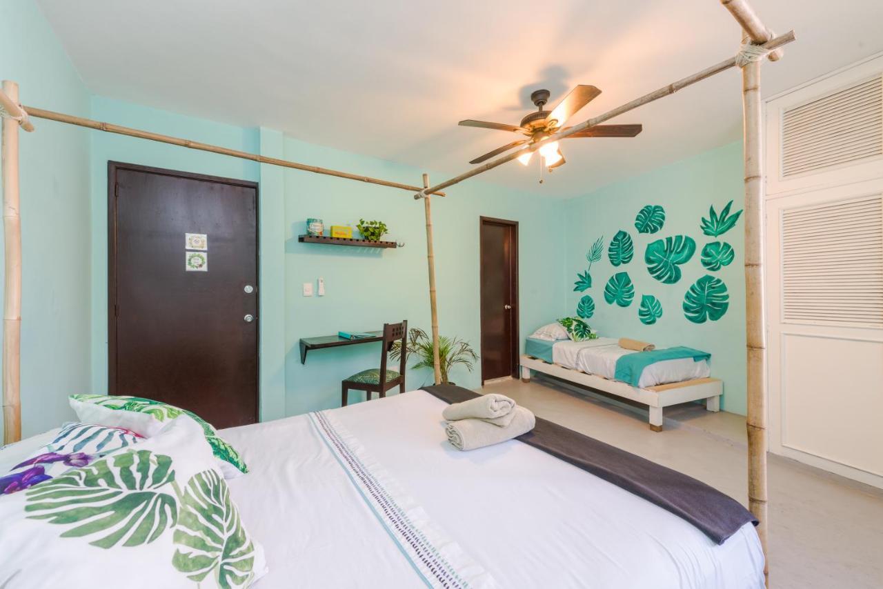 ホテル Casa Tropical カンクン エクステリア 写真