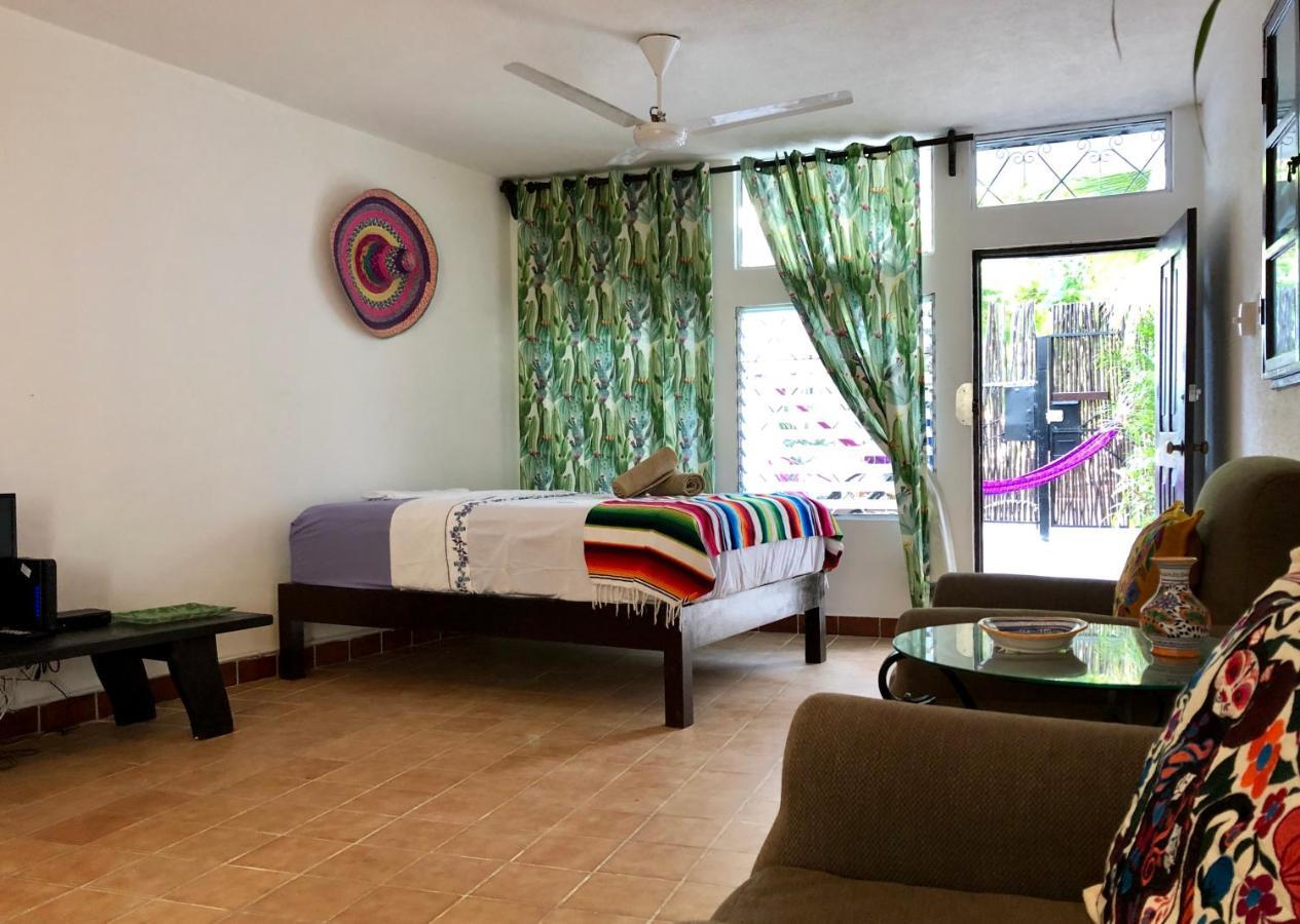 ホテル Casa Tropical カンクン エクステリア 写真