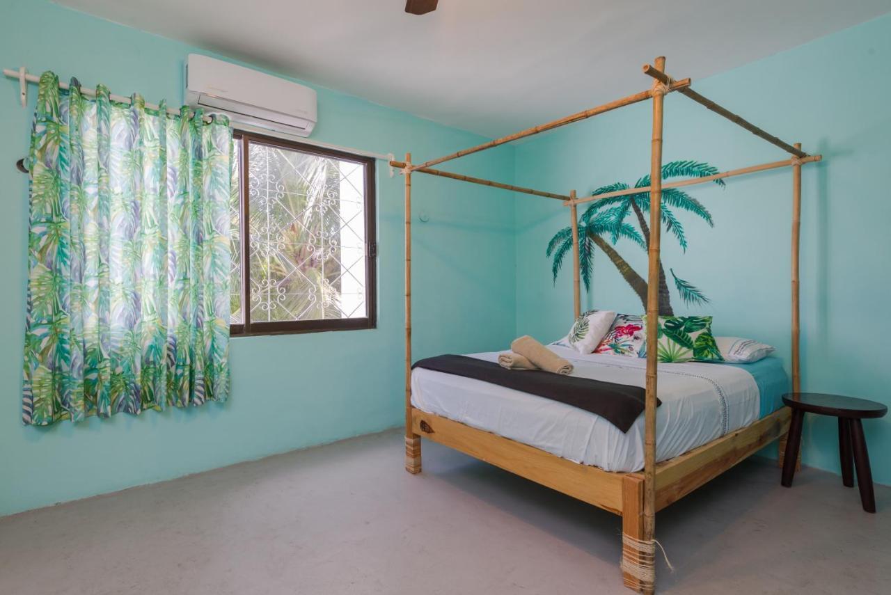 ホテル Casa Tropical カンクン エクステリア 写真